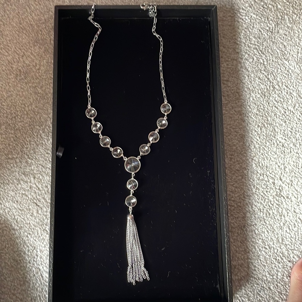 White House Black Market Gunmetal Crystal Neclace
